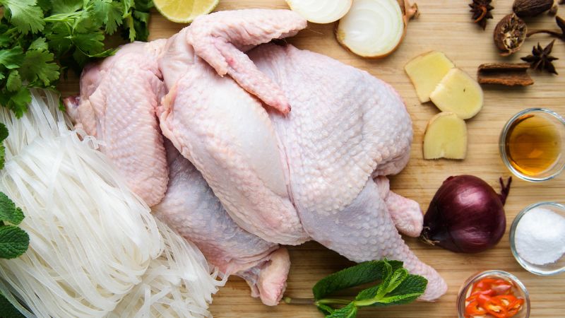 Sau khi nhổ răng khôn ăn thịt gà