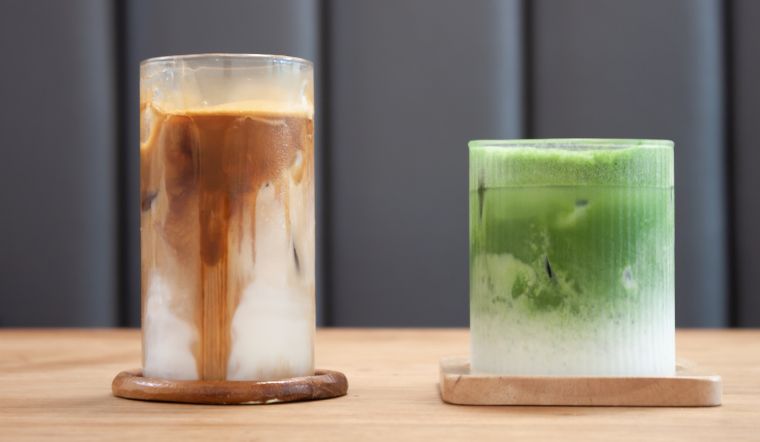 Matcha hay cà phê sẽ tốt hơn cho sức khỏe chúng ta?