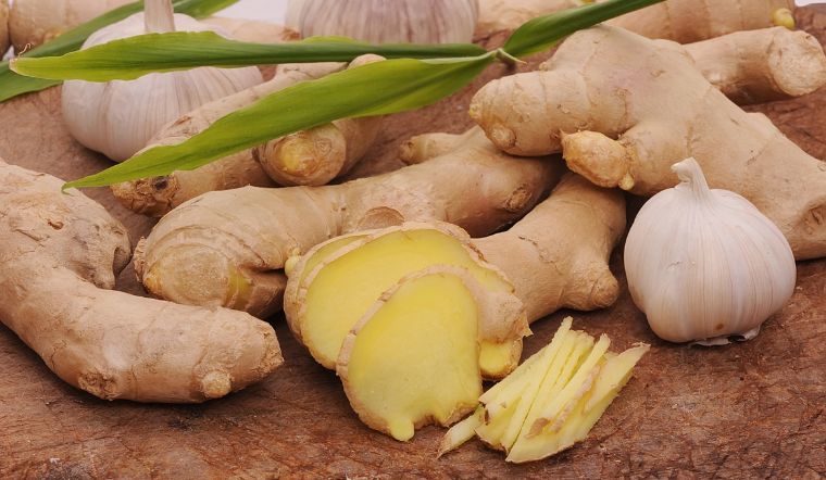 Những cách dùng gừng để chữa đau họng hiệu quả tại nhà