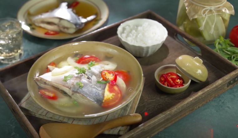 Cách làm canh cá chim dưa muối ngon lạ miệng