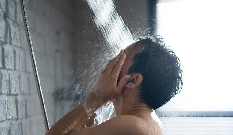 Có nên tắm ngay sau khi tập thể dục không?