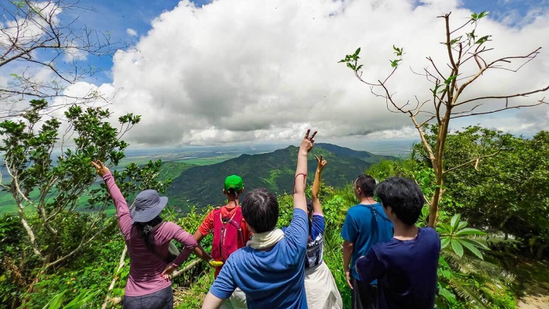 Lưu ý khi trekking Núi Cấm, An Giang