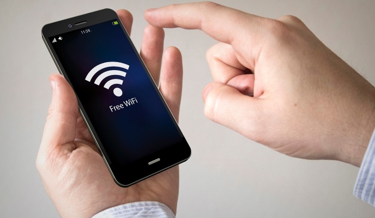 Tips dùng wifi công cộng thông minh, tránh lộ thông tin cá nhân
