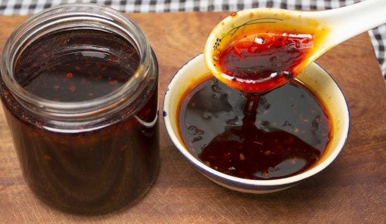 Cách làm nước sốt kho thịt cá thơm ngon, dùng được lâu, tiện lợi