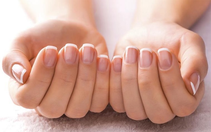  Đôi điều cần biết về tinh chất dưỡng móng