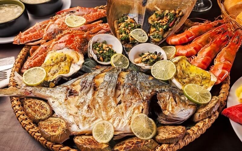 Nhà hàng - khách sạn Ozon Nhà hàng - khách sạn Ozon