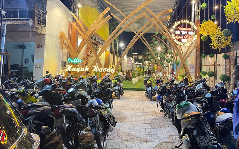 Huỳnh Hương Café Huỳnh Hương Café
