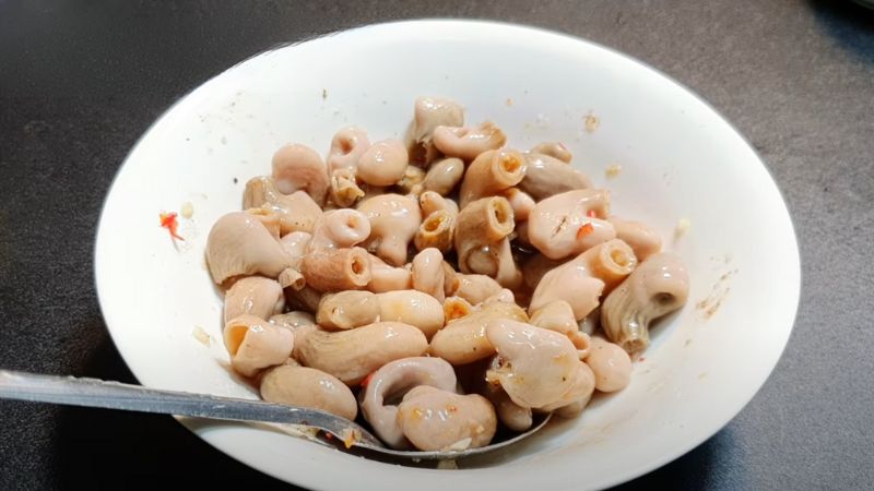 Ướp bao tử cá basa