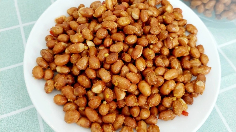 Đợi lạc nguội hoàn toàn mới mang đi bảo quản