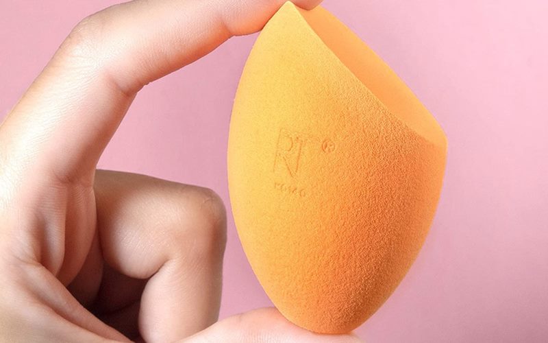 Mút trang điểm Real Technique