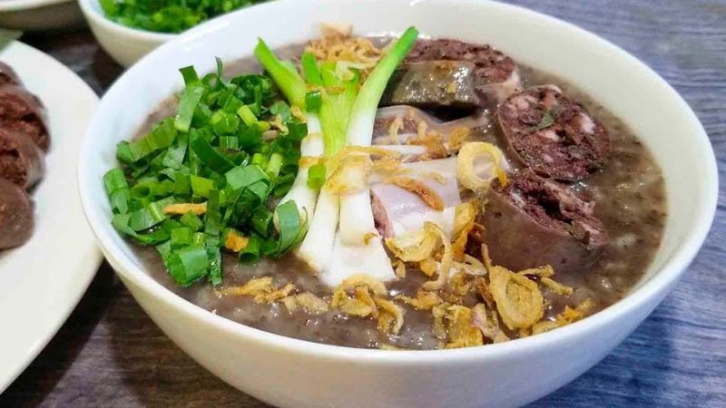 Những lưu ý khi mẹ bầu ăn cháo lòng