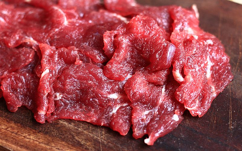 Những lưu ý nếu ăn thịt bò sau khi nhổ răng khôn