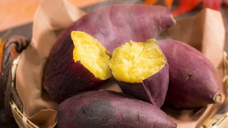Luộc khoai lang khoảng 13-15 phút