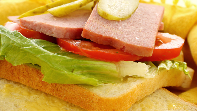 Sandwich kẹp thịt áp chảo Sandwich kẹp thịt áp chảo
