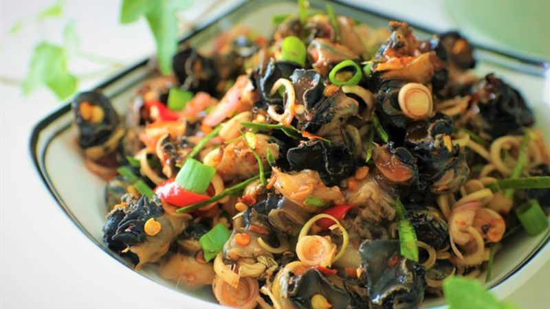 Món ốc bươu trộn kiểu Thái