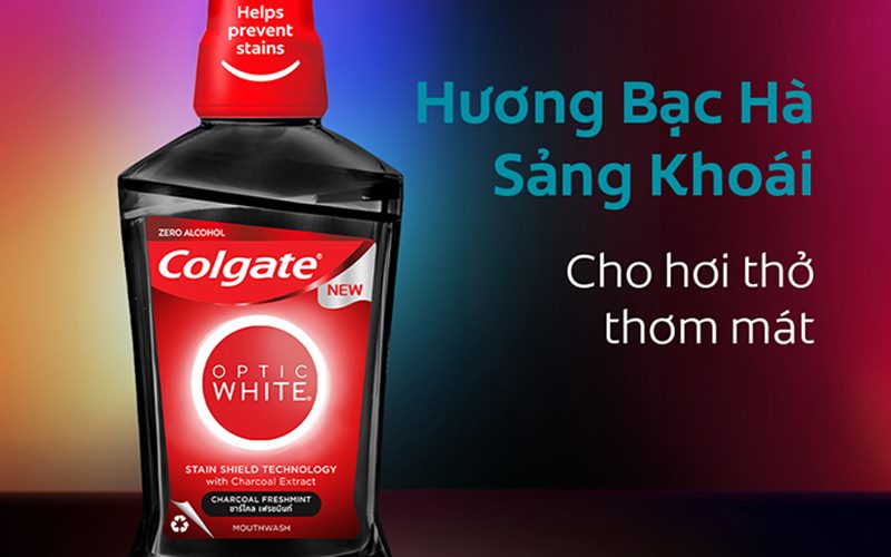 Nước súc miệng Colgate trắng răng Optic White