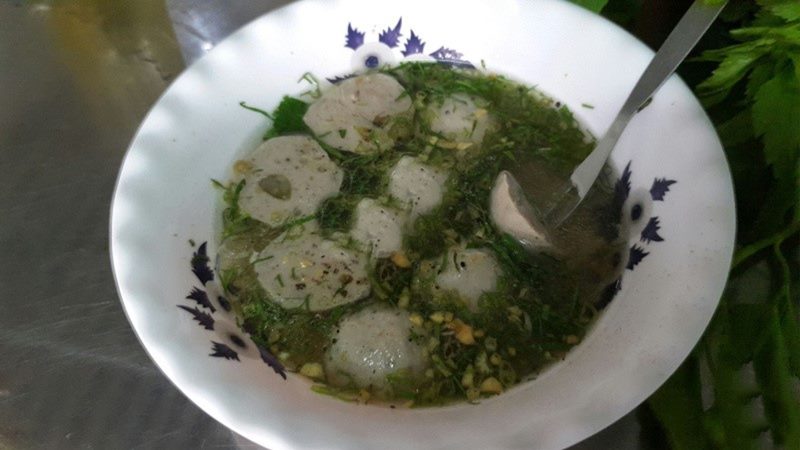 Hủ Tiếu Bò Viên Chú Lùn