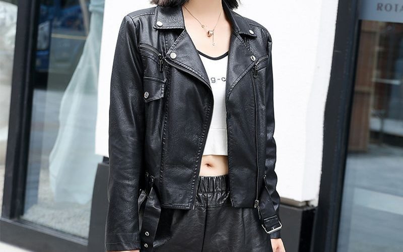 Áo thun ôm body + Áo khoác biker