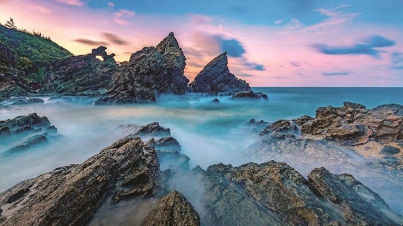 Hòa mình vào làn nước ghềnh Bàn Than - biển An Hòa