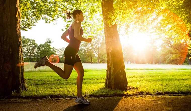 Cách hít thở đúng trong khi chạy bộ, tăng hiệu quả tập luyện