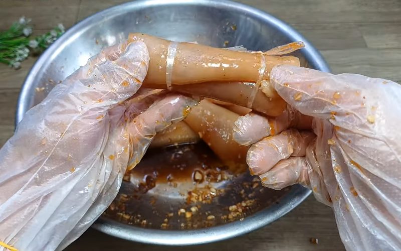 Cuộn da heo