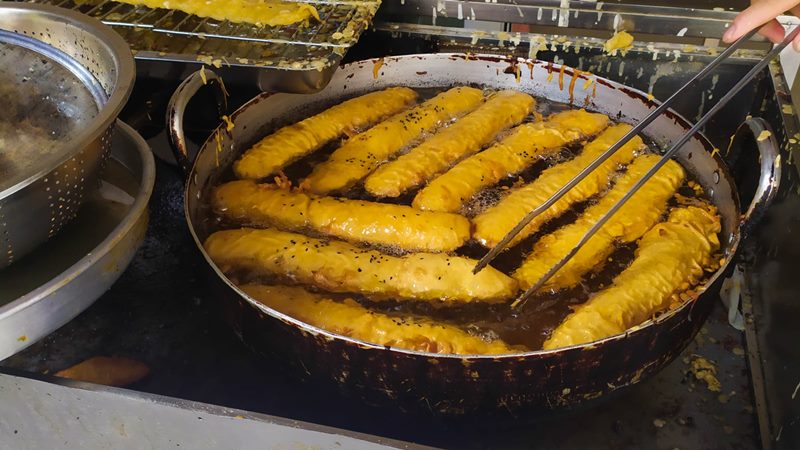 Bánh chuối chiên Cô Hồng