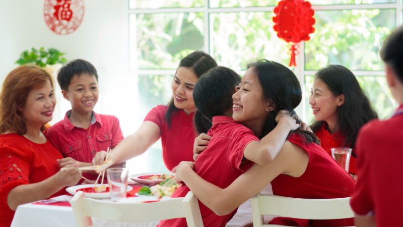 Bài thơ của bé gửi đến anh chị trong dịp Tết Bài thơ của bé gửi đến anh chị trong dịp Tết