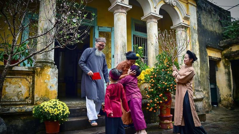 Tại sao cần chuẩn bị câu chúc Tết khi xông nhà? Tại sao cần chuẩn bị câu chúc Tết khi xông nhà?