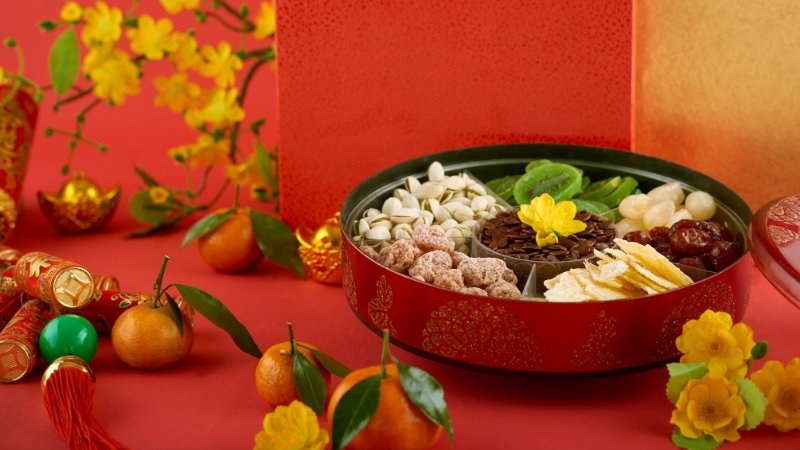 Câu đối Tết 4 chữ cho bạn bè, người thân