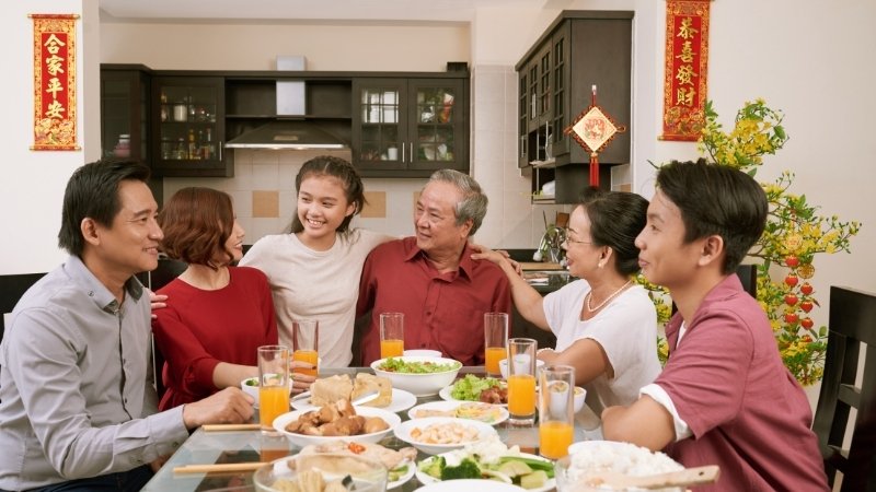 Câu đối Tết 4 chữ cho trẻ em