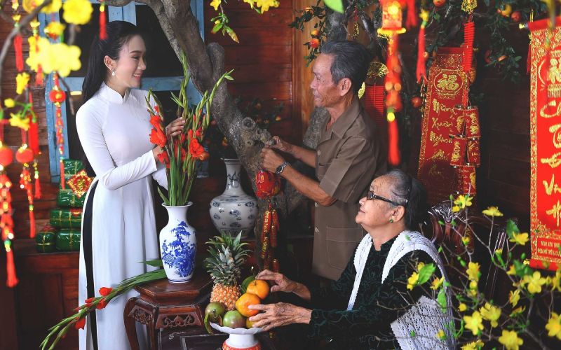 Lời chúc Tết cô dì chú bác họ hàng