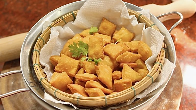 Những rủi ro khi bà bầu ăn bim bim