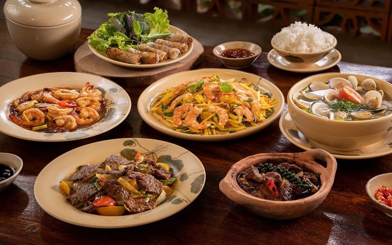 Các món ăn của quán