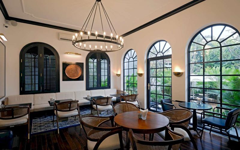 Tiệm cơm, cafe Hoa Giấy