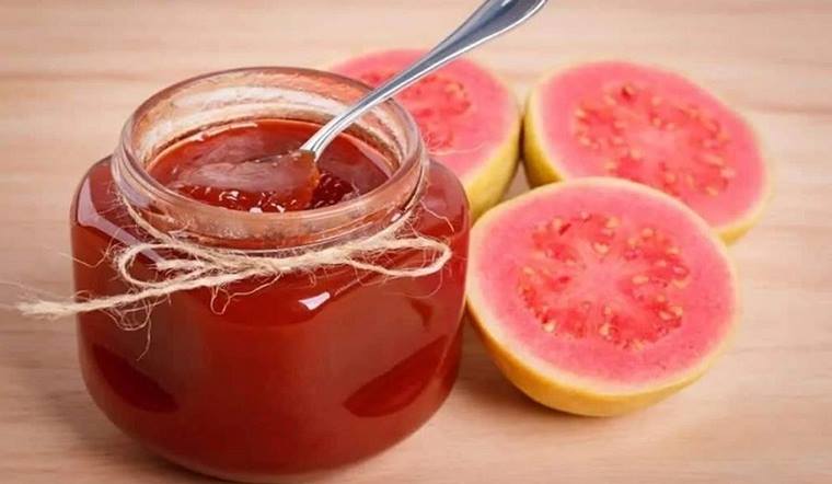 Bí quyết làm mứt ổi hồng tại nhà đơn giản, ngon miệng