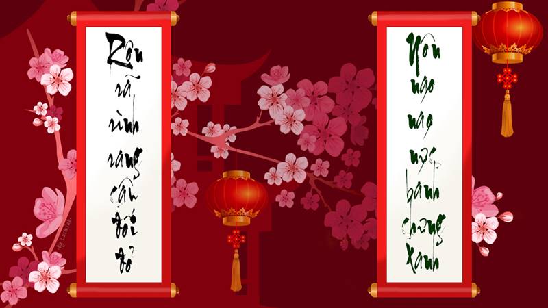 Tết Việt thêm đậm đà với bánh chưng và câu đối.