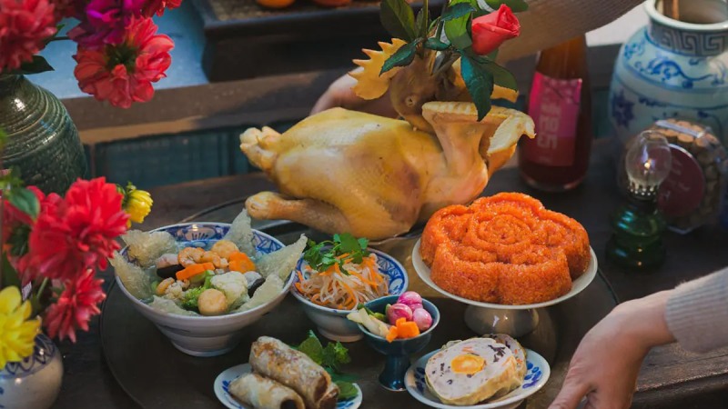 Cúng giao thừa trong nhà