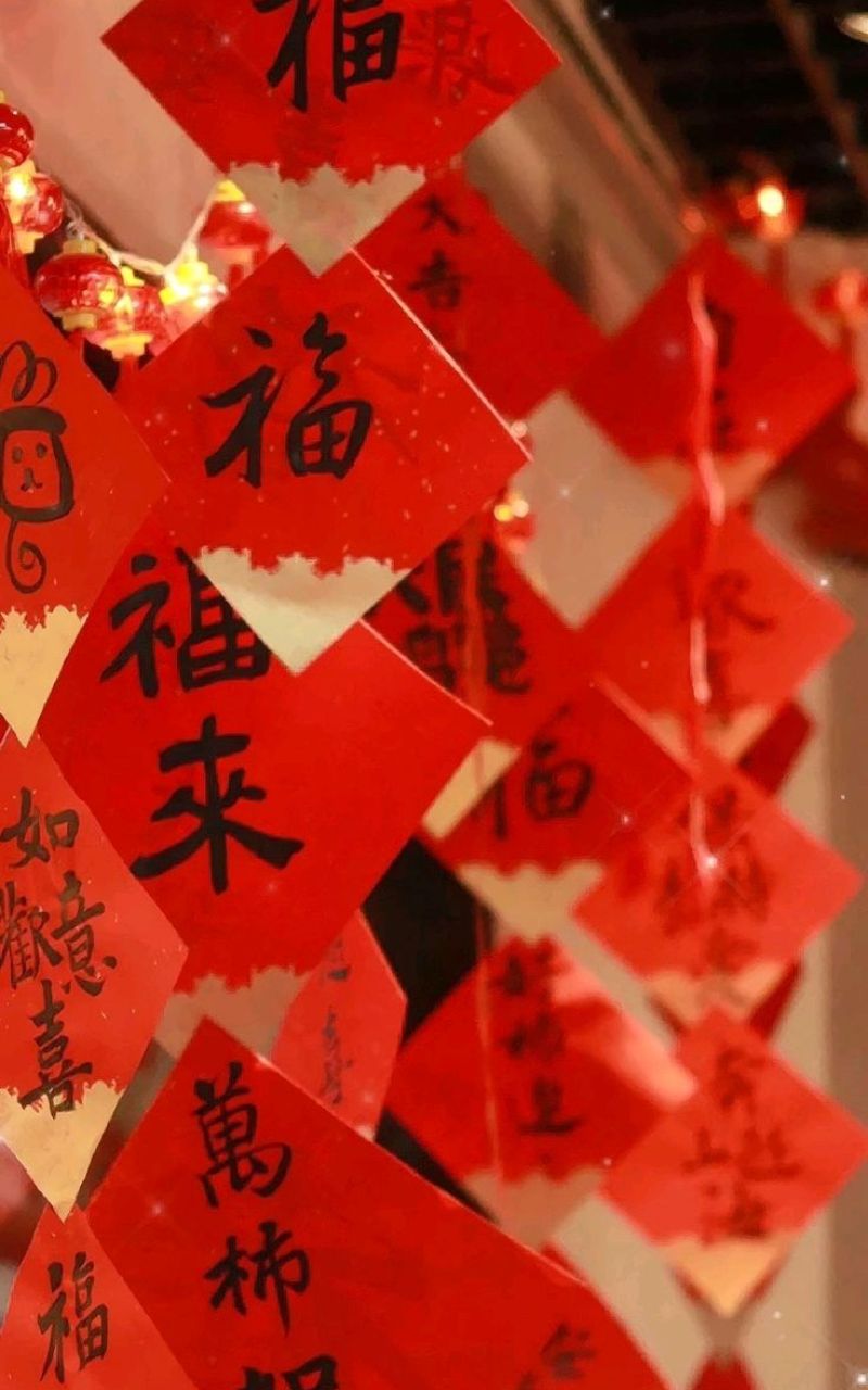 Bao lì xì đỏ, may mắn quanh năm Bao lì xì đỏ, may mắn quanh năm