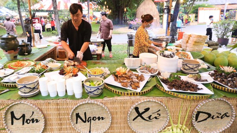 Bày trí món ăn hấp dẫn Bày trí món ăn hấp dẫn