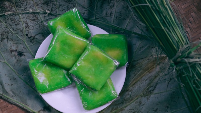 Gợi ý địa chỉ bán bánh cốm Hà Nội uy tín