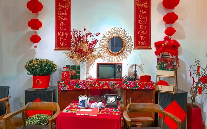 Trang trí quán cafe theo phong cách Tết xưa