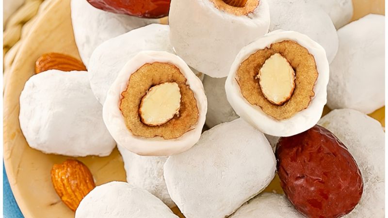 kẹo sữa bọc táo đỏ, hạnh nhân