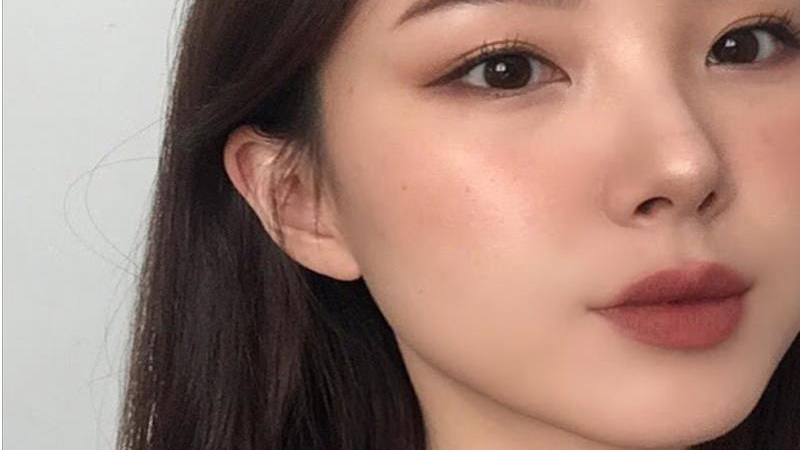 Màu nâu trầm Màu nâu trầm