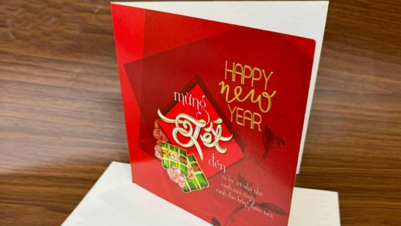 Thiệp Năm Mới sang trọng - biểu tượng của sự tinh tế! Thiệp Năm Mới sang trọng - biểu tượng của sự tinh tế!