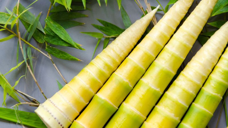 Người bệnh xương khớp nên hạn chế tối đa việc tiêu thụ măng