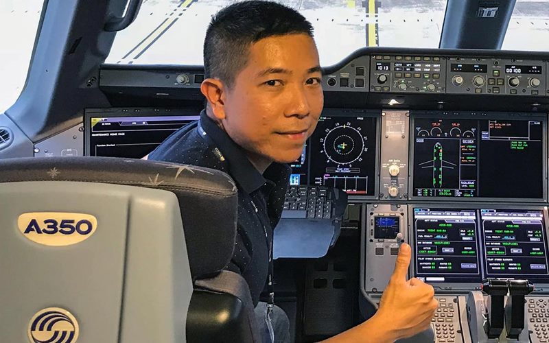 Trần Việt Phương – Travel blogger và Founder Yêu Máy Bay