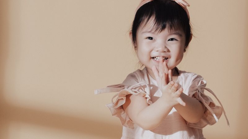 Con gái sinh năm 2025 thuộc mệnh Hỏa