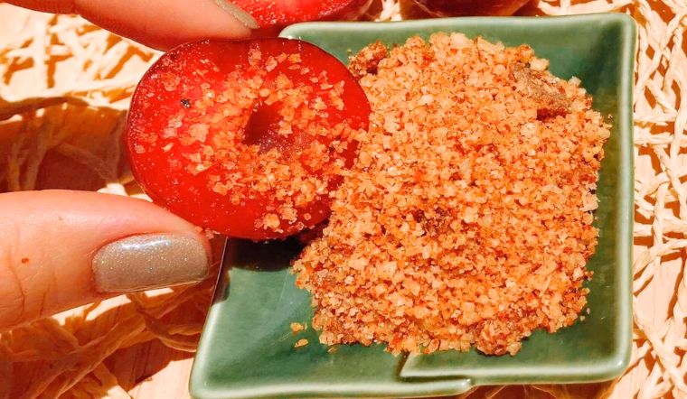 Cách làm muối xí muội lạ miệng, chấm gì cũng ngon