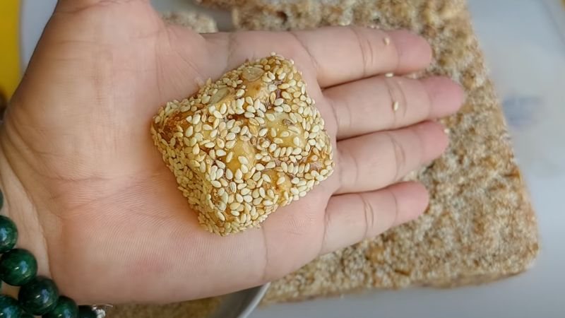 Thành phẩm kẹo mè xửng