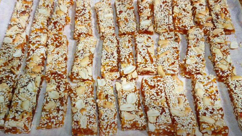 Thành phẩm kẹo khóm Thành phẩm kẹo khóm